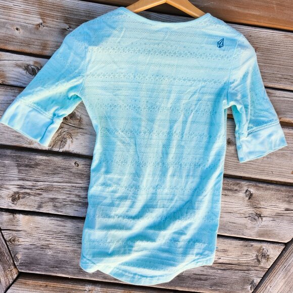 DAINTY VOLCOM 3/4 Sleeve Women's Medium Mint Green Shirt Bow Detail Gem ROMANTIC - Picture 2 of 9